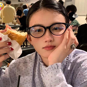High-end Retro Cat's Eye Black Frame Myopia Glasses Women's Korean Style Square and Round Face Plain Face Anti-blue Light Can-match Internet Popular