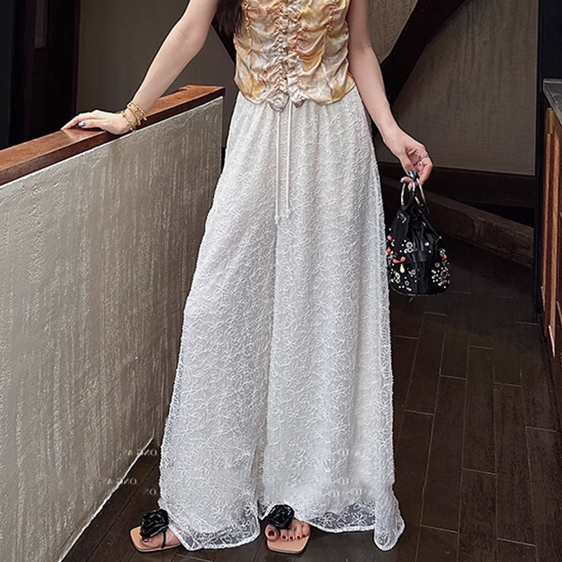 Quần ống rộng cạp vừa hai lớp thêu dây đính cườm phong cách suông nhẹ — Cam mềm, Trắng ngọc