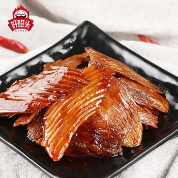 Good luck head gold fishing wings Hunan specialty snack shark fin Fishbone good omen spicy fish steak fish block leisure snack