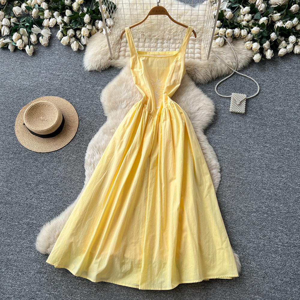 Yellow Lace Trim Maxi Dress for Women Summer Vacation Style Slim Fit High Waist Design Wholesale Available