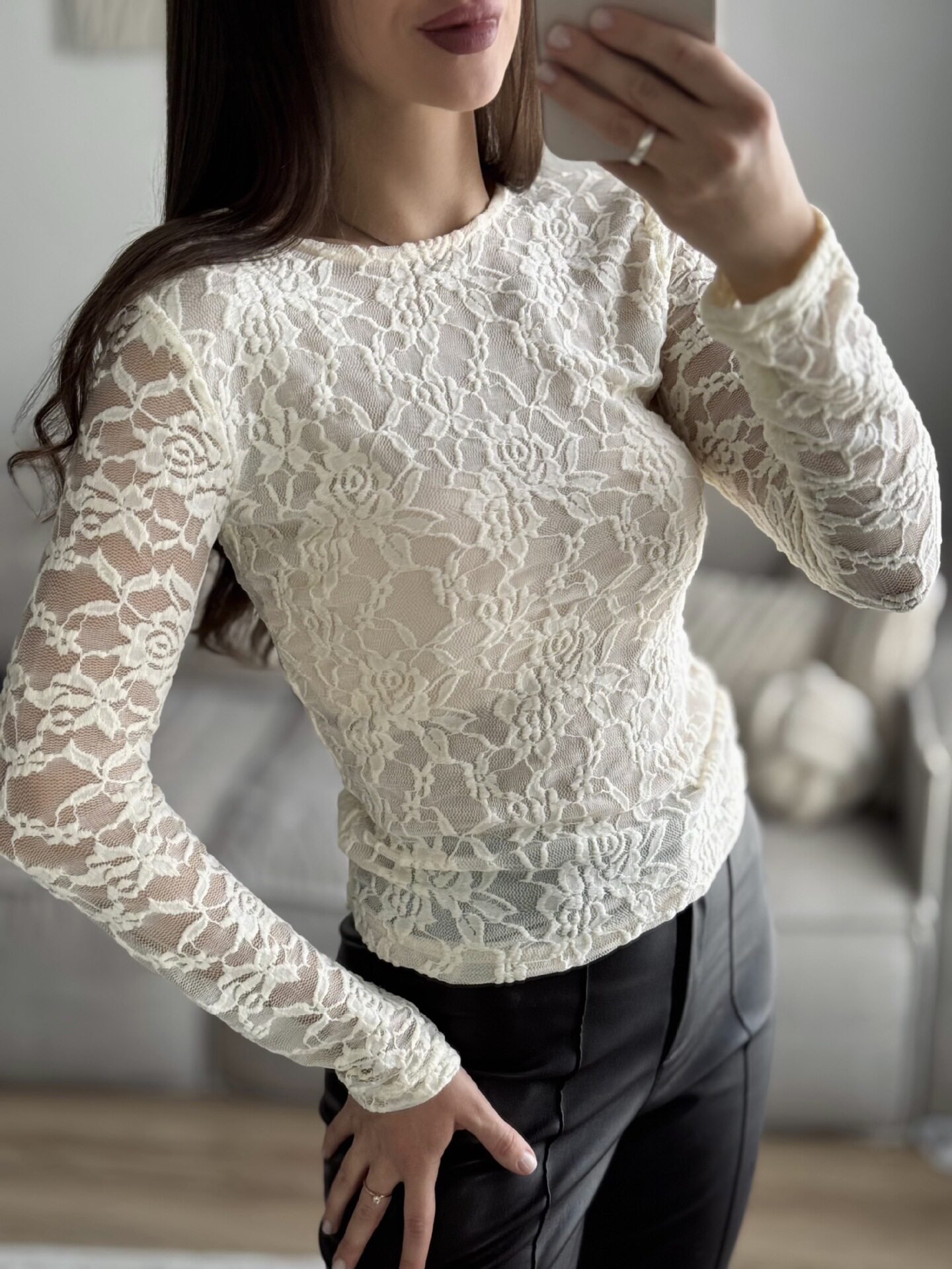 Lace Hollow Out T Shirt Pearl Button Split Hem Fitted Bell Sleeve Casual Wear for Women OEM Available