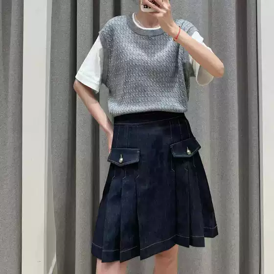 S family 2024 early autumn French women's clothing French design sense fake two-piece round neck gray short sleeve sweater top women