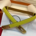 Yellow gold buckle (gift box)
