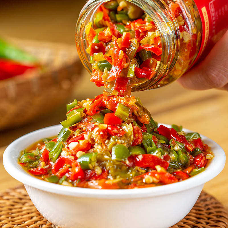 Jixiangju hot rice two-color chopped pepper sauce 200g chili sauce mixed noodles rice sauce instant seasoning one-piece delivery