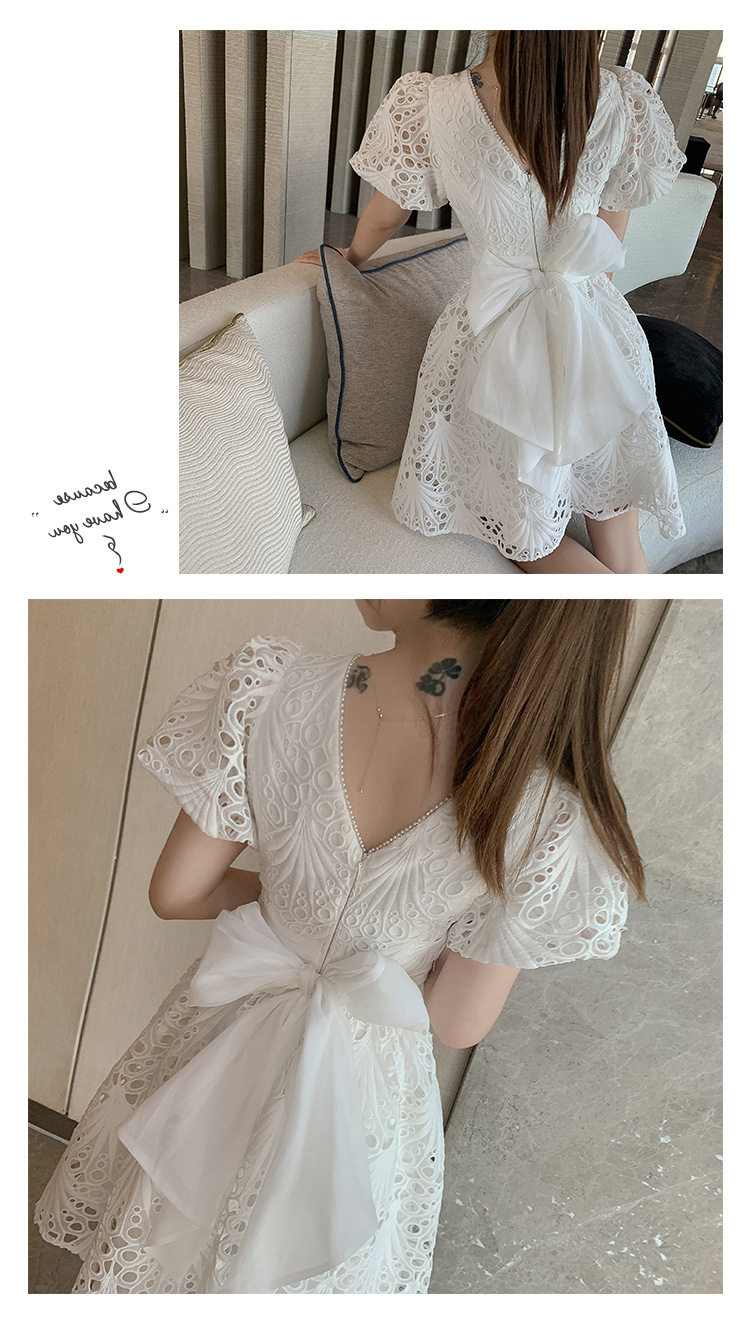 Đầm maxi ren trắng thắt eo tay bồng cổ chữ V — Trắng chi tiết 4