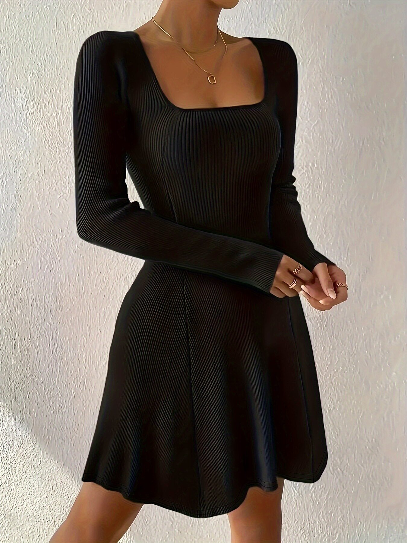 Women's Chic Slim Fit Long-Sleeve Dresses