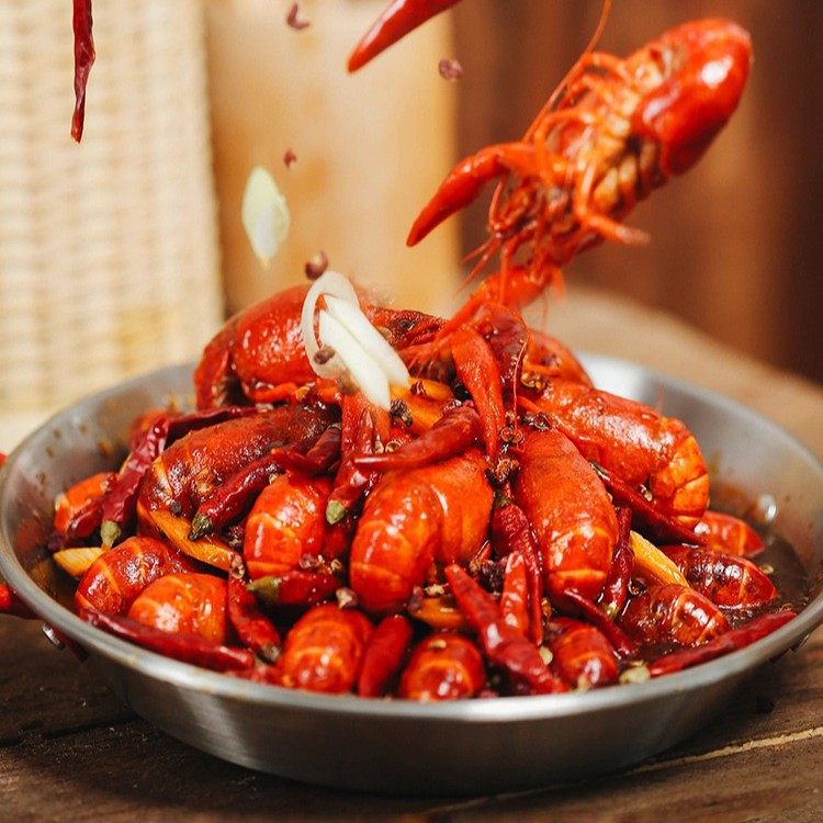 Crawfish Source Factory 750G/Box 4-6 Yuan Oil-Braised Spicy Thirteen-Spice Garlic Frozen Ready-To-Eat Dish Wholesale