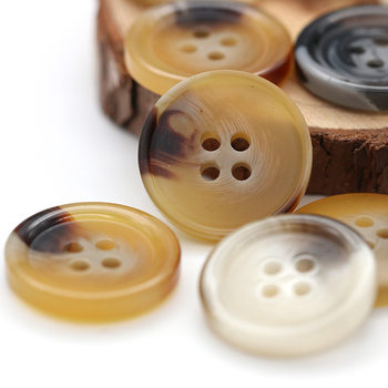 Spot Wholesale Four-eye Button Resin Suit Button Fashion Outwear Windbreaker Button Small Fragrant Style with Exquisite