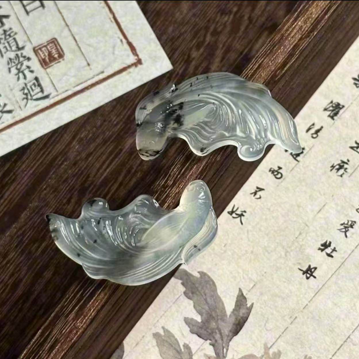 New Chinese Style Fish Dragon Gradient Color-changing Safe Antique Ink Pisces Pendant Necklace for Men and Women Couple