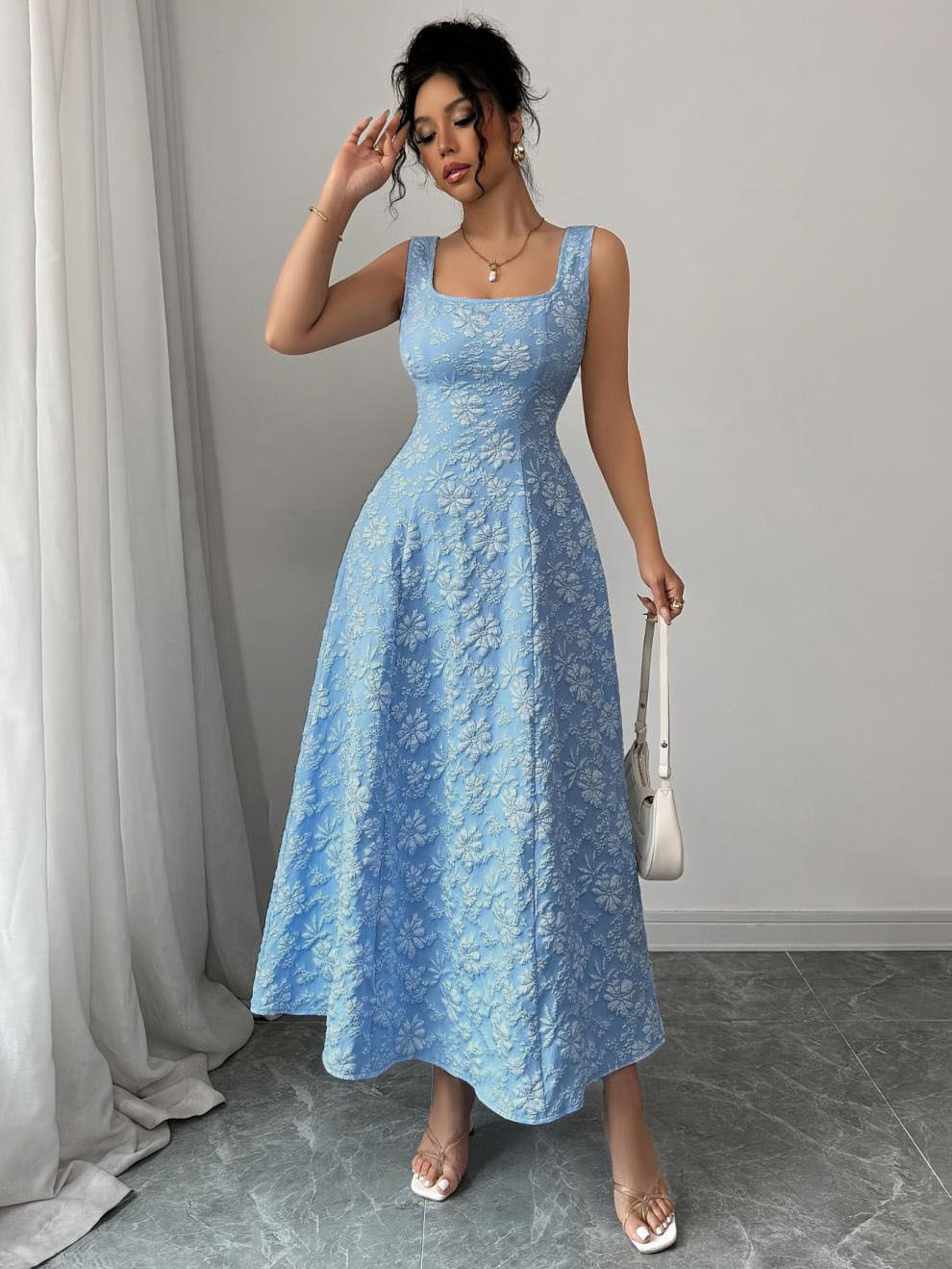 Summer Sleeveless Dress Square Neck Casual Fit Lightweight Fabric Perfect for Beach or Outdoor Events Wholesale