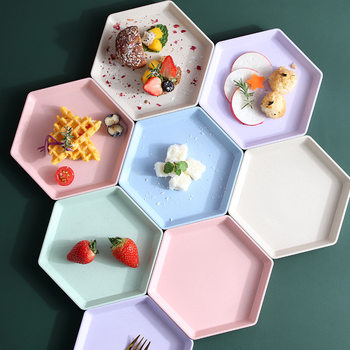 Hexagonal Dish for Bones, Creative Small Snack Fruit Plate, Plastic Anti-Drop Plate, Gift Japanese-Style Dessert Plate for Home Use