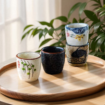 Hand color wine glass Japanese-style ceramic sake small wine glass wine pot warm wine cup wine separator underglaze color sushi restaurant white wine glass