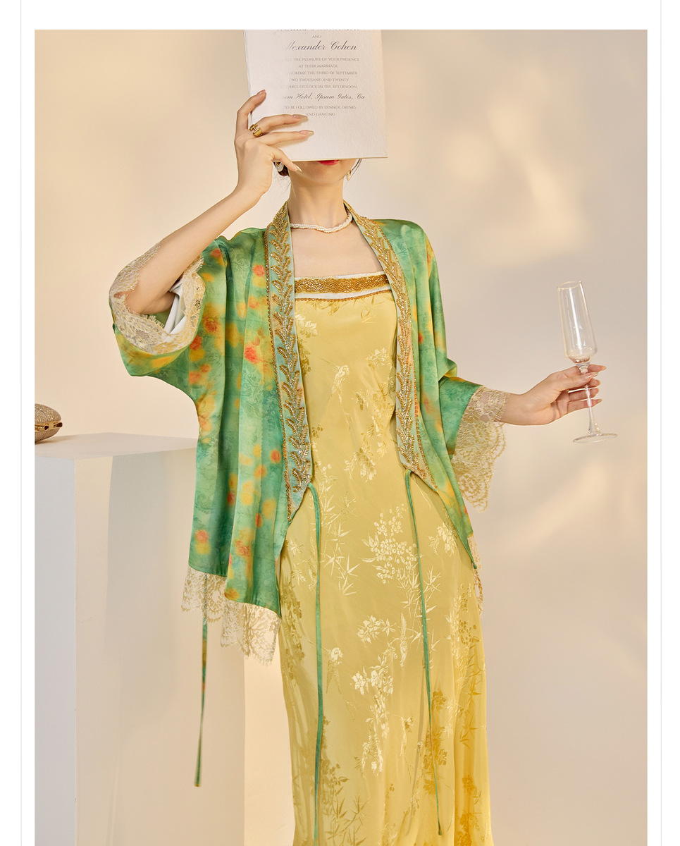 Set áo khoác cardigan thêu hoa kèm đầm hai dây dáng dài nữ — Váy hai dây