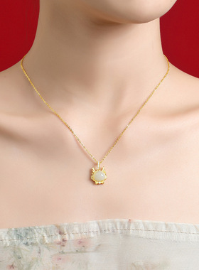 2026原创和田玉红玛瑙本命龙年吊坠s925银项链女新中式百搭锁骨链