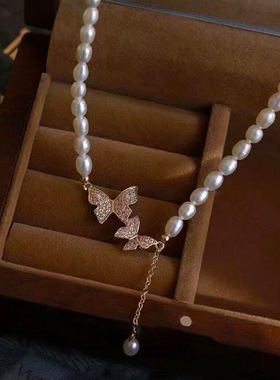 天然淡水珍珠项链蝴蝶吊坠小众级感港风复古轻奢choker颈链项链