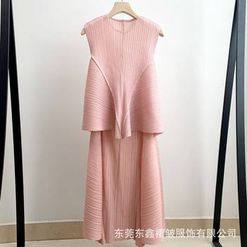 High-end temperament Miyake new fashion pleated suit solid color sleeveless irregular top slim overskirt two-piece set