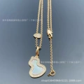 Medium gray shell double gourd diamond necklace (rose gold)