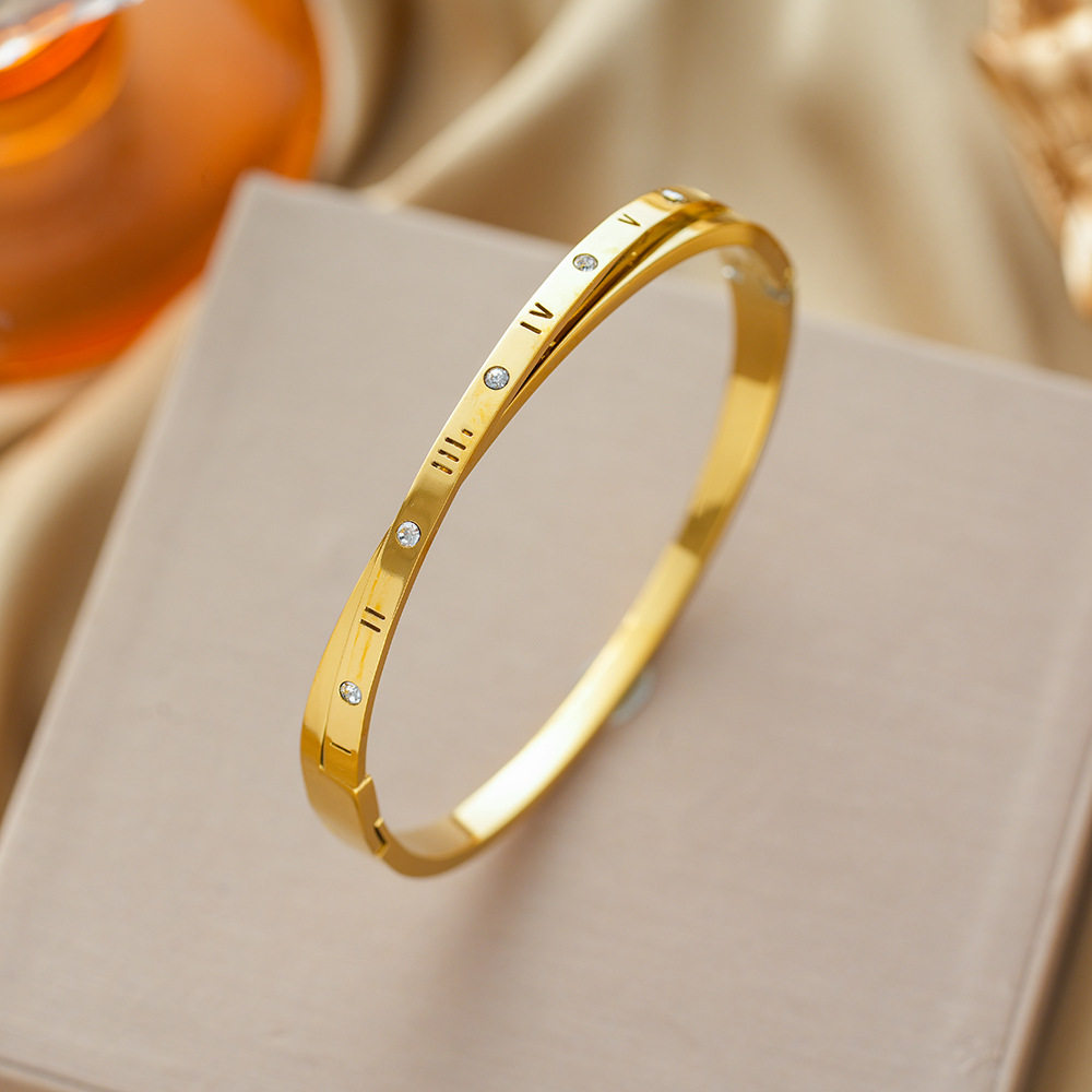 European and American fashion Roman numeral cross titanium steel bracelet women's personality ins temperament buckle bracelet jewelry does not fade