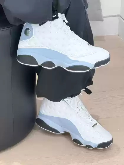 High-Quality Air Jordan 13 High-Top Basketball Shoes for Men and Women, Versatile Classic Black and White Panda Desert Red Aj13 Sneakers