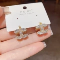 No. 49 gold-zircon double C ear buckle (real gold plating)