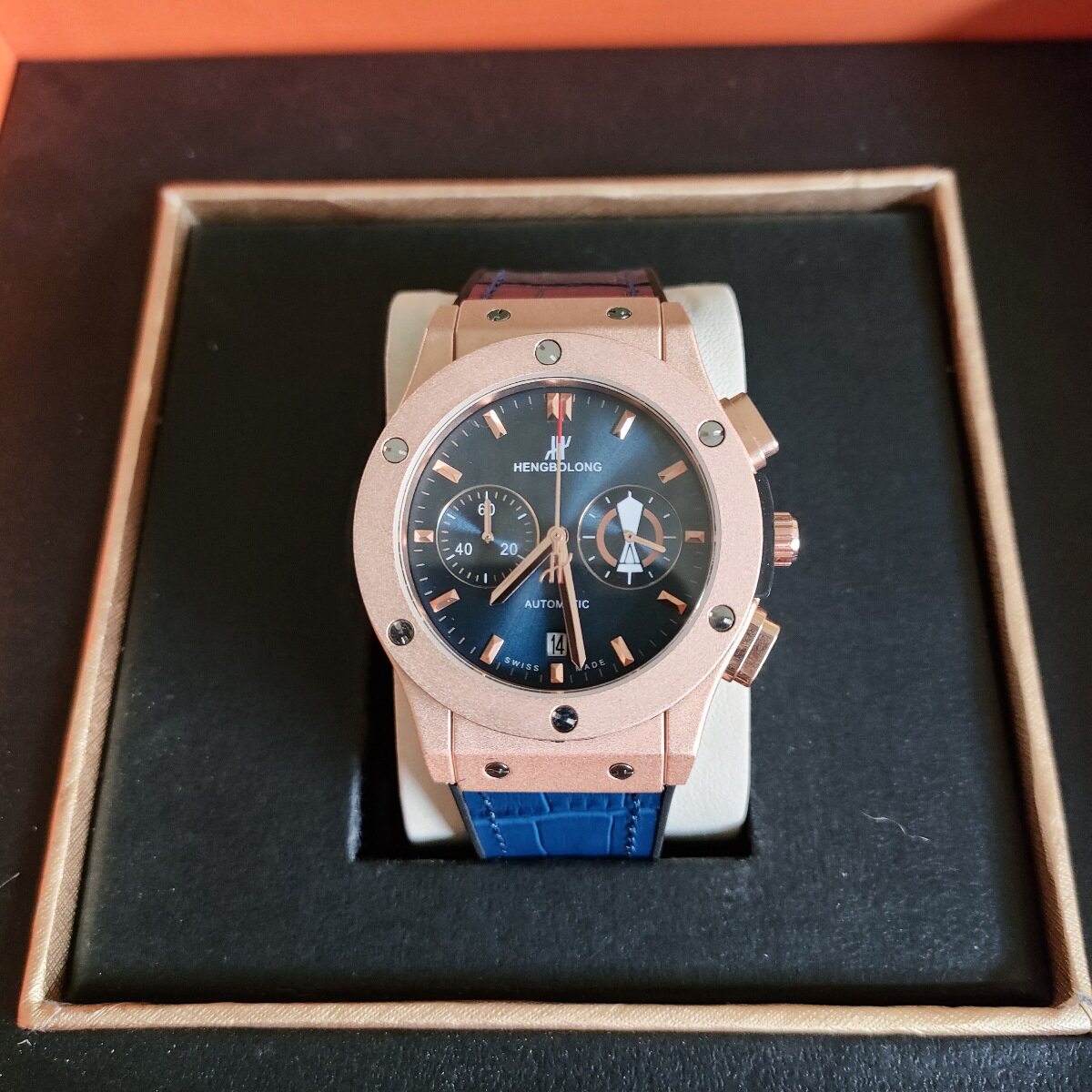 O1CN01ONZXhr1FwPEuCPQTC !!2217661190551 0 cib