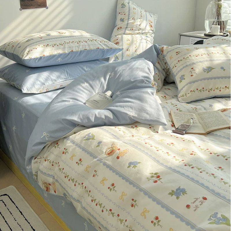Four-Season Universal Small Floral Four-Piece Set Pure Washed Cotton Quilt Cover Student Dormitory Single and Double Three-Piece Bedding Set