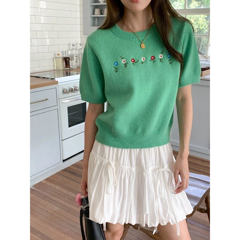 เสื้อถักแขนสั้น ปักลายดอกไม้ สไตล์เกาหลี อ่อนโยน รุ่นใหม่ ฤดูใบไม้ร่วง 3th Morning ZY4348