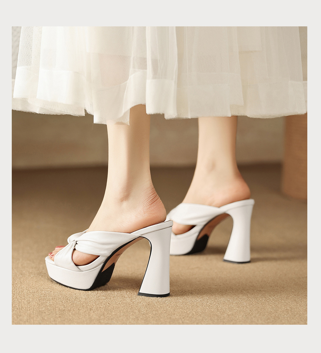 Sandal nữ quai ngang gót thô đế xuồng, mũi tròn da cừu, đi ngoài trời — Đen 10cm, Đen 8cm, Màu hồng 10cm, Màu hồng 8cm