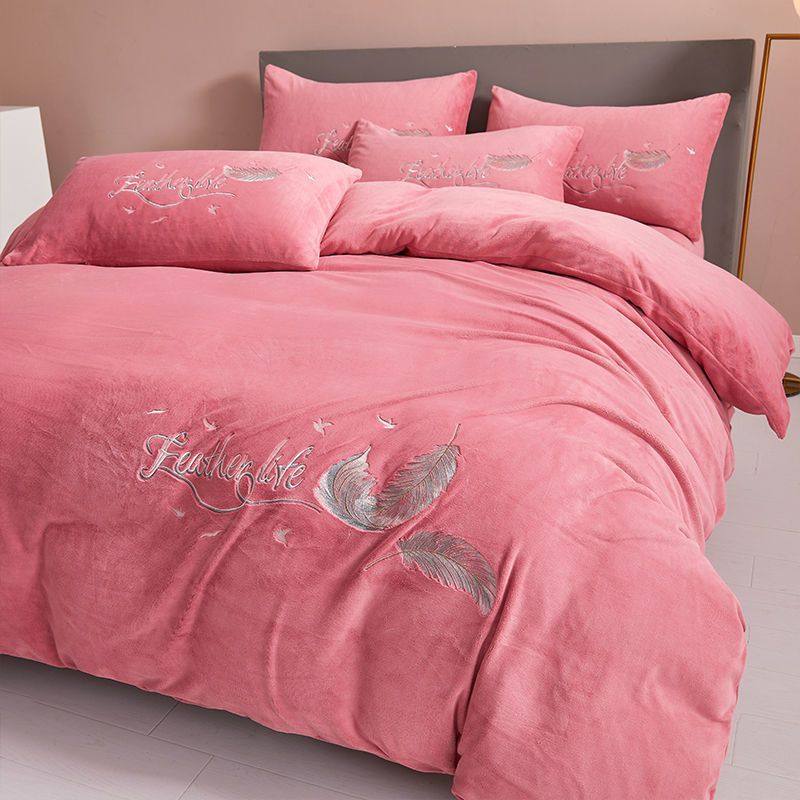 Winter Thickeneded Warm Milk Velvet Four-Piece Bed Bed Sheets Quilt Cover Coral Velvet Bedding Three-Piece Set Amazon