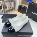 Patent leather head with white skin