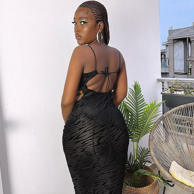 Sleeveless Backless Lace Dress Mid Length Bodycon Fit Elegant Design Summer Fashion for Parties and Events