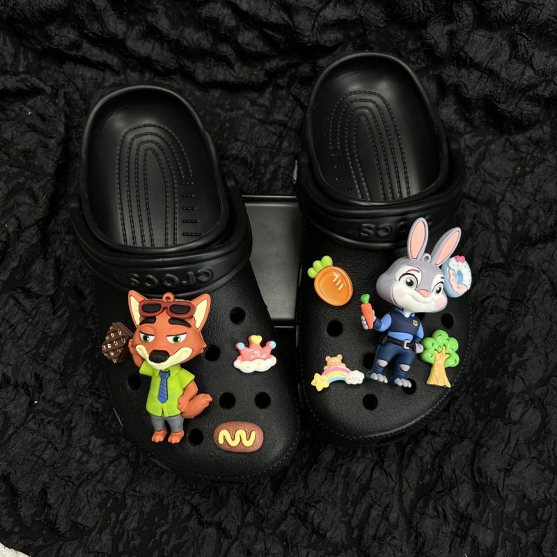 Crazy Animal Rabbit Police Officer Judy Cute Shoe Accessories Couple Cute Shoe Buckle DIY Cartoon Creative Shoe Flower