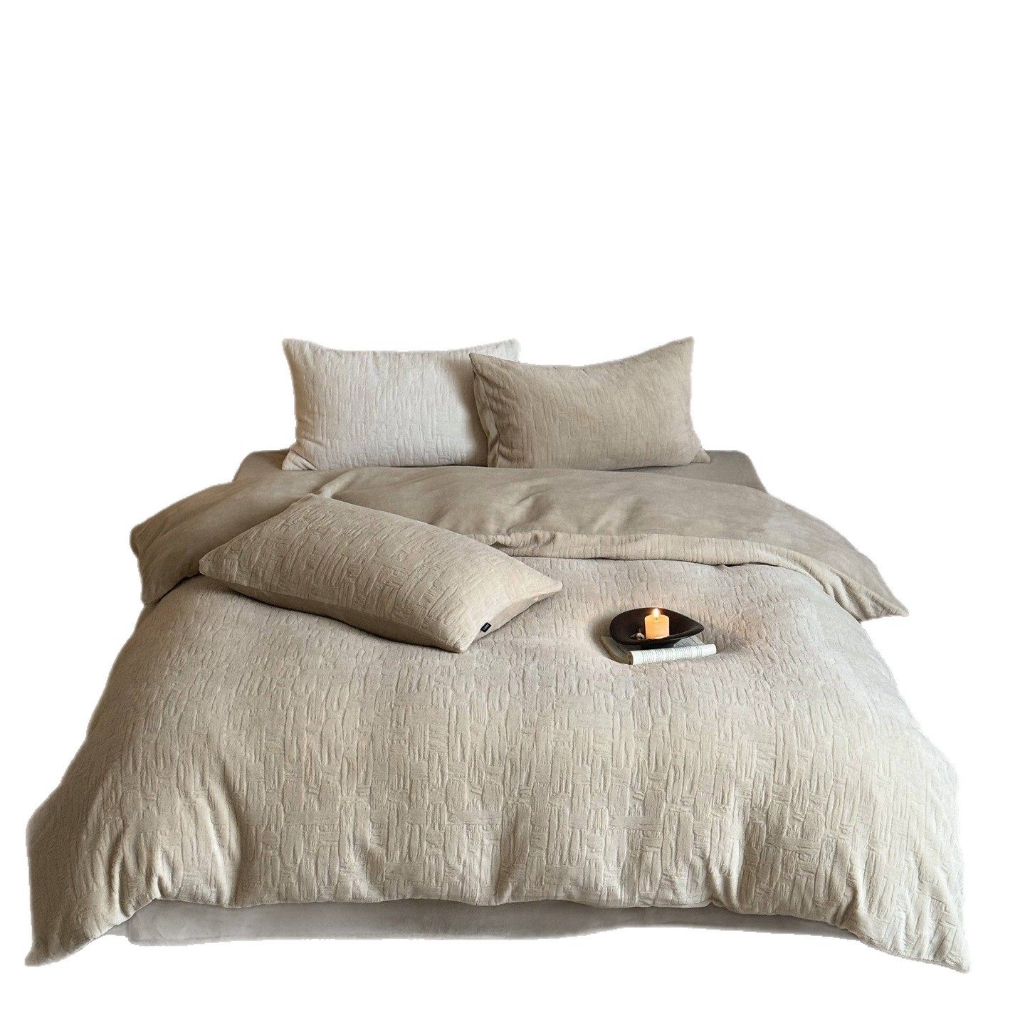 High-End Carved Milk Velvet Four-Piece Set for Autumn and Winter Fleece-Lined and Thickeneded Warm Quilt Cover and Fitted Sheet That Does Not Shed Lint and Does Not Generate Static Electricity