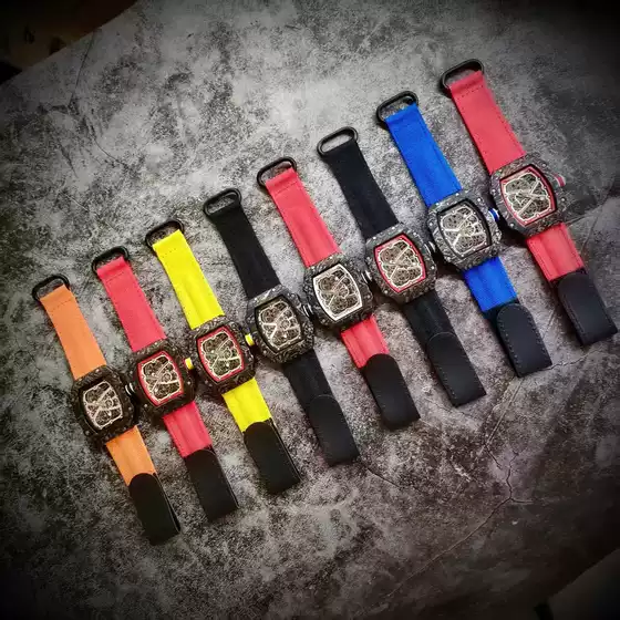 New Model of Foreign Trade Hot-Selling Two-Hand Ultra-Thin Barrel-Shaped Imitation Carbon Fiber Canvas Strap Watch, High-End Wristwatch for Men and Women Available for Supply