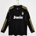 Long sleeves; real madrid away game 2011-12