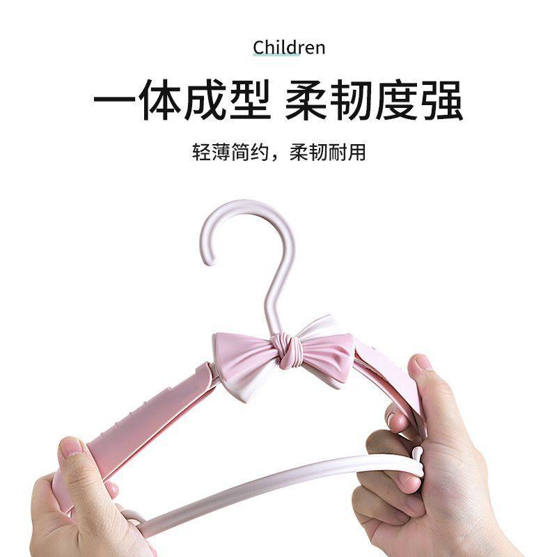 Baby Retractable Seamless Clothes Hanger Plastic Small Baby Anti-Slip Pants Rack Clothes Drying Rack Butterfly Children's Clothes Hanger Wholesale