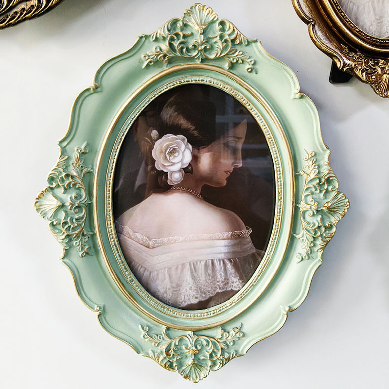 European Retro Accessible Luxury Oval Decorative Picture Frame Embossed Resin Photo Frame Entrance Photo Wall Living Room Photo Frame Ready Stock