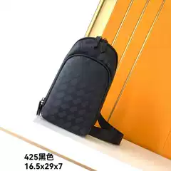 2024 first layer cowhide slanting bag men's chest bag men's fashion shoulder bag leisure small backpack light luxury cross-border bag