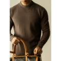 Brown [half turtleneck]