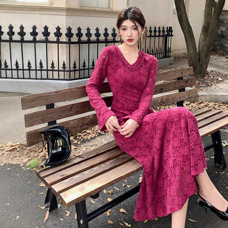 Elegant Velvet Lace Dress High End Slim Fit Mermaid Style Autumn Winter Occasion Wholesale Available