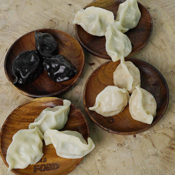 Oem Processing 400g about 12 Family Portrait Seafood Dumplings Breakfast Meal Replacement Instant Dumplings Fried Dumplings Quick-Frozen Dumplings