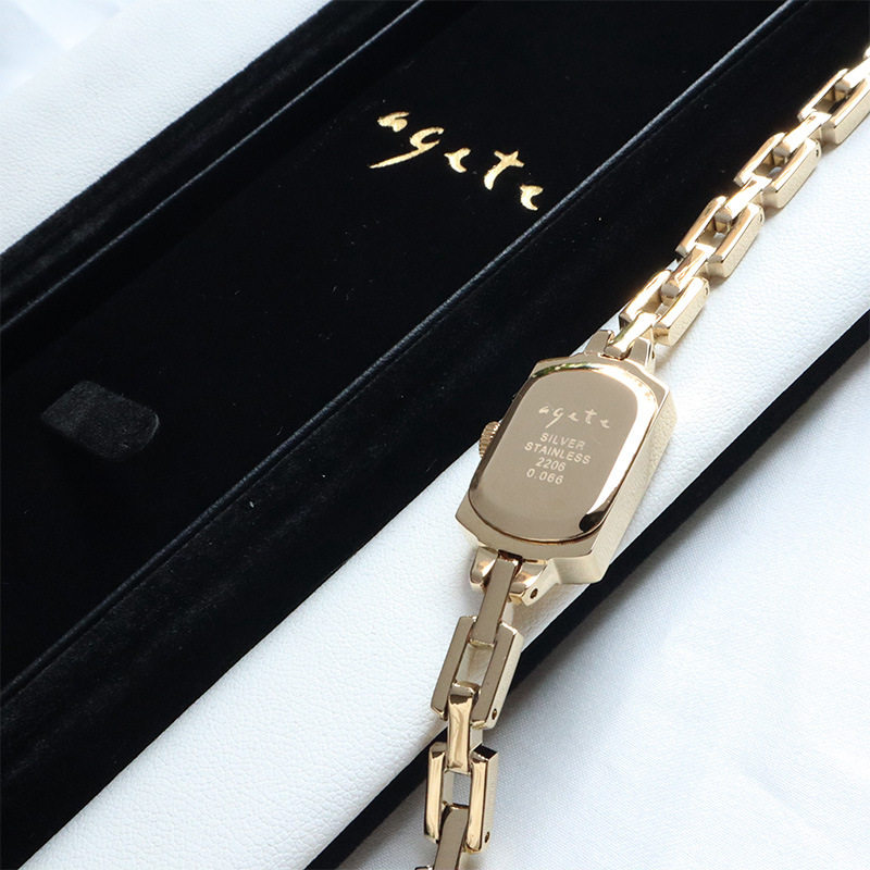Retro Carved Square Diamond High-End Versatile Gift Bracelet Women's Watch