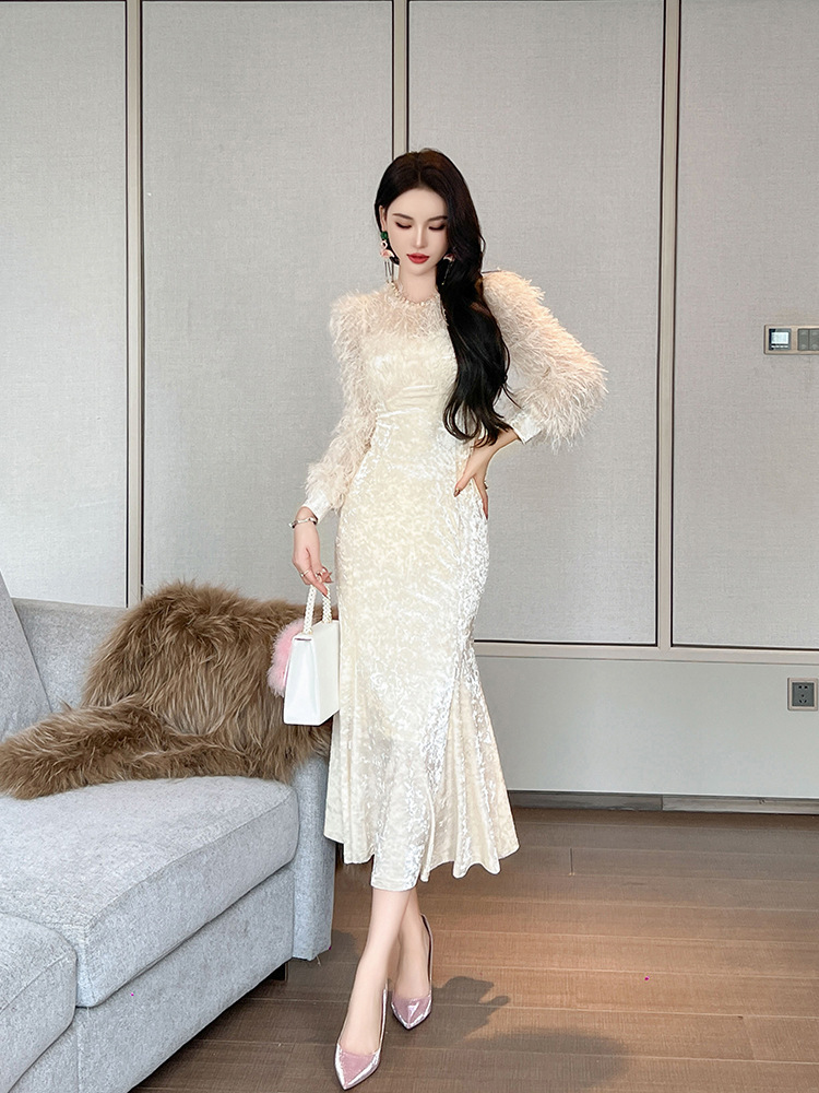 Đầm nữ dáng đuôi cá ôm eo tay phồng đính đá phối lông — Kem mơ, Hồng hoa hồng
