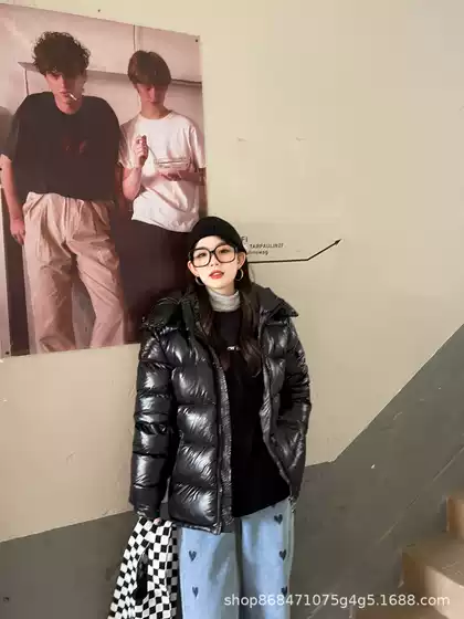 Putian High Version Foggy Maya Down Jacket Maya Three-color Ribbon Ribbon Bread Jacket Jacket for Men and Women