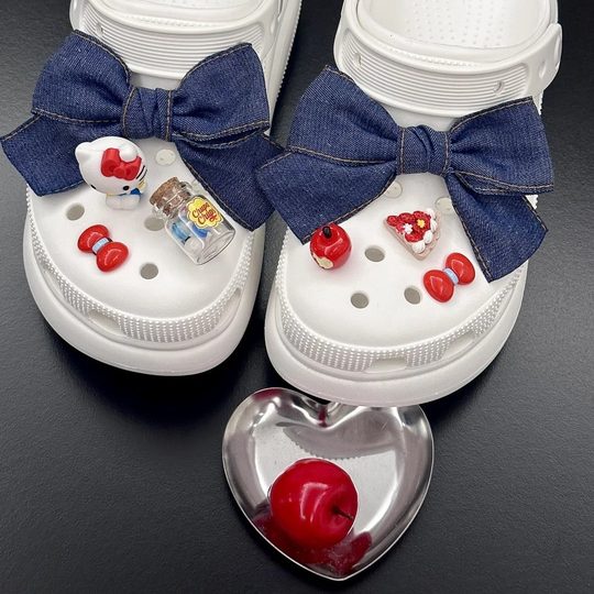 cross-border hole shoes accessories diy accessories cartoon girl apple hellokitty cat Denim bow shoe flower