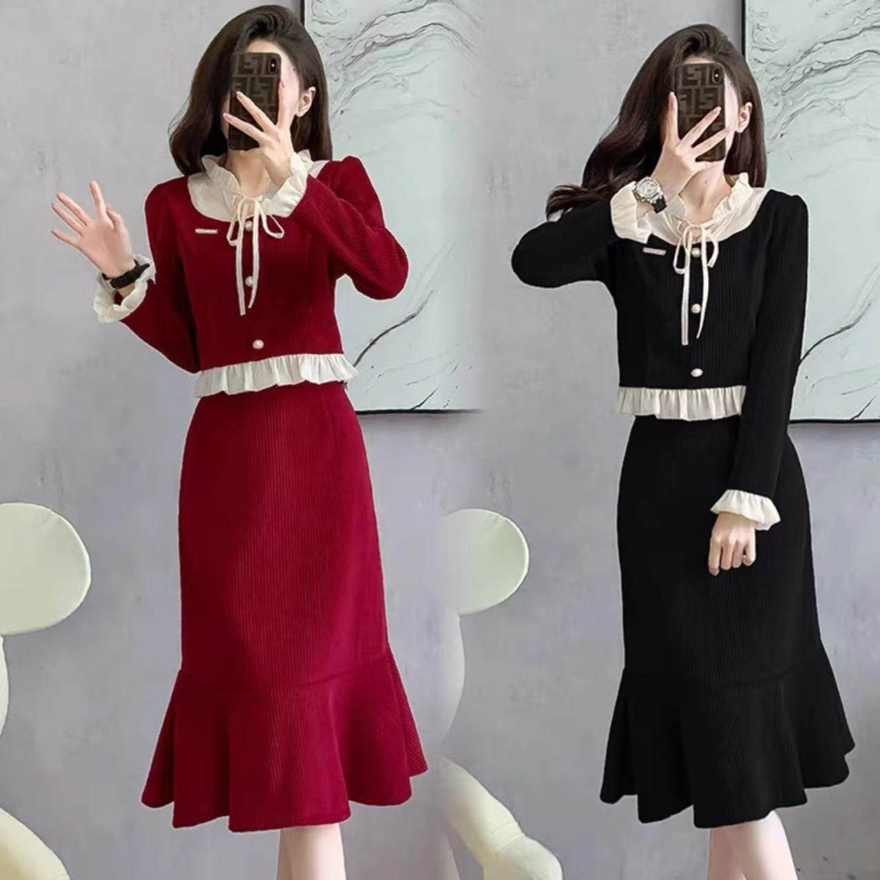 2026 French Retro Style Top and Skirt Set with a Unique Design, Elegant and Slimming for Socialites