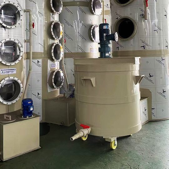 PP reaction kettle plastic mixing tank mixing barrel plastic mixing tank vertical polypropylene PP mixing tank