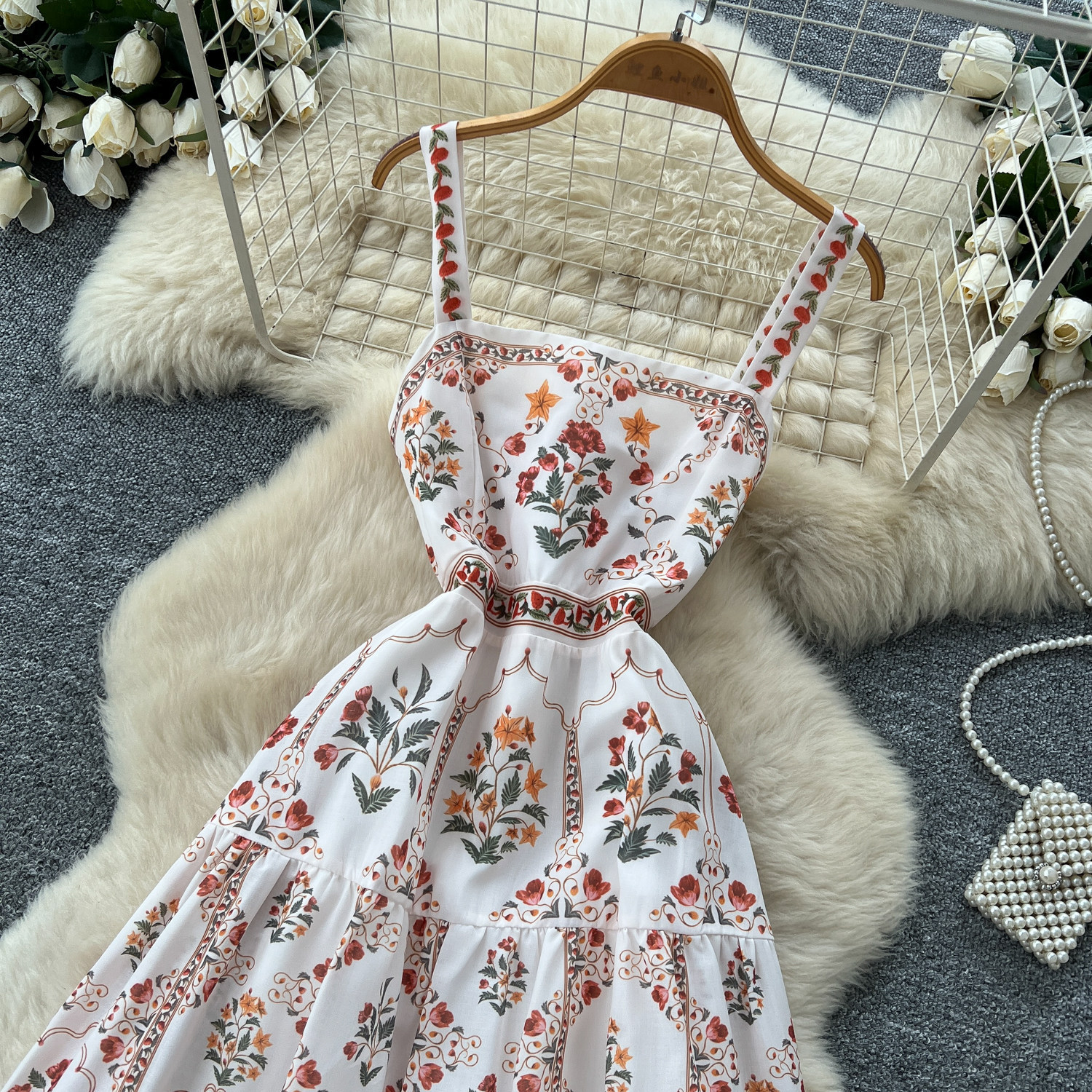 French Country Floral Print Maxi Dress High Waist A Line Silhouette Sleeveless Summer Vacation Style Wholesale