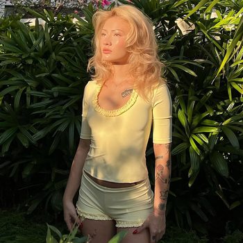 Cross-Border European and American Style Women's Clothing 2025 Summer New Fashion Elegant Tight T-Shirt Top High Waist Shorts Two-Piece Set