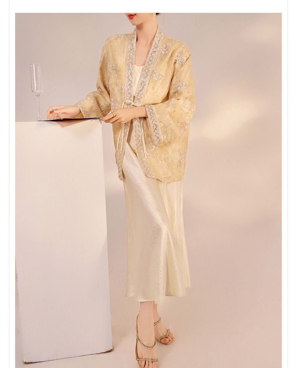 Áo khoác cardigan nữ thêu hoa cài cúc đính hạt cổ chữ V dài tay — Gạo Champagne (giao hàng trong 7 ngày)